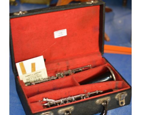 4 PIECE BOOSEY &amp; HAWKES CLARINET WITH CARRY CASE     