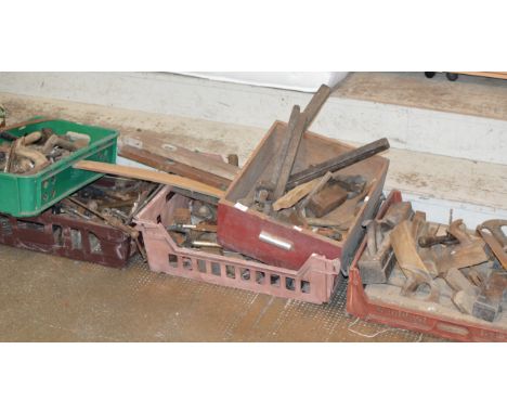LARGE QUANTITY OF VARIOUS OLD HAND TOOLS     