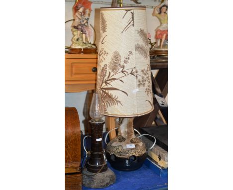 RETRO STYLE POTTERY LAMP &amp; NOVELTY LAMP MODELLED AS A LIGHT HOUSE     