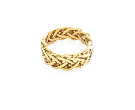 An 18 Carat Gold Band Ring, of woven form, finger size QGross weight 8.9 grams.