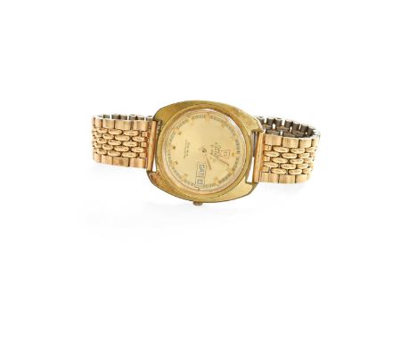 A Plated Omega Electronic F300 Hz Chronometer WristwatchGlass and case with several noticable scratches and scuffs, face ok, 