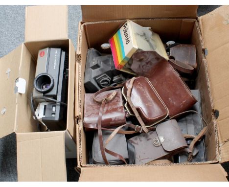 A Zeiss Ikon Movinette 8B, a Leica pradovit, P150 projector, various folding cameras, etc (one box)
