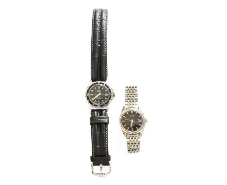A Chrome Plated Cardinal Submarine Super Waterproof 400 Calendar Centre Seconds Wristwatch, manual wound movement, black dial