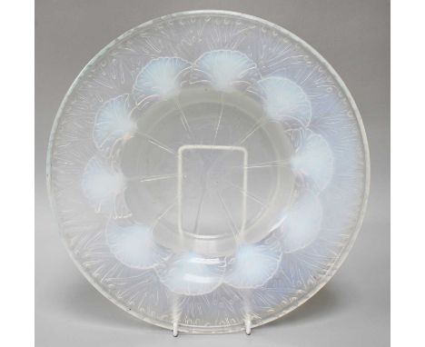 Sabino Dish, 32.5cm highSome light scratches to the interior - otherwise ok