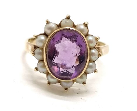 9ct hallmarked gold amethyst &amp; pearl set ring - size N &amp; 2.8g total weight 