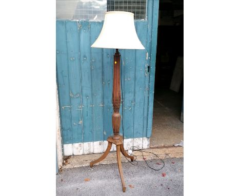 Mahogany standard lamp with acanthus detail, splayed feet, a reeded column and cream shade - height to light fitting 164cm ~ 