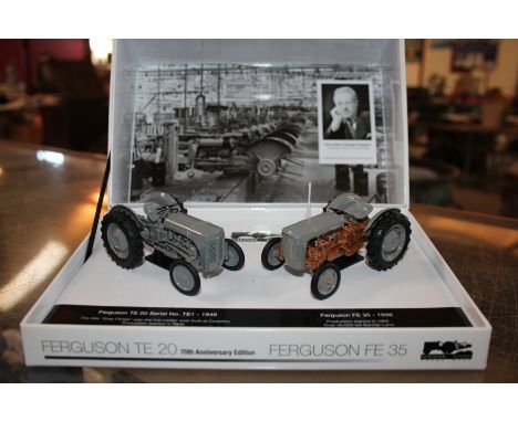 A UH model Ferguson TEA20 &amp; FE35 tractor in 70th Anniversary box set 1/32