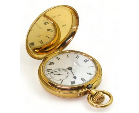 AN 18CT GOLD FULL HUNTER POCKET WATCH with white enamel dial, subsidiary seconds dial, black Roman numerals, and blued steel 