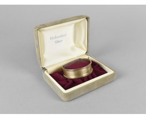 A Cased Silver Napkin Ring with Engine Turned Decoration, Birmingham Hallmark 
