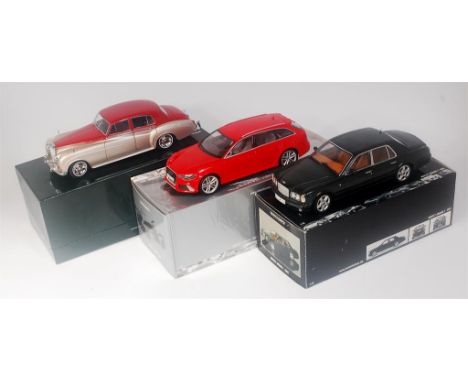 Minichamps 1/18th scale diecast group, 3 boxed examples, to include Bentley T Arnage 2002, finished in metallic green (VG-BVG