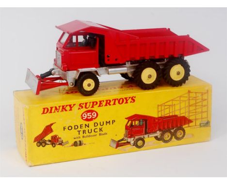 Dinky Toys, 959, Foden Dump Truck with Bulldozer, deep red body and back, with silver chassis and silver blade, light yellow 