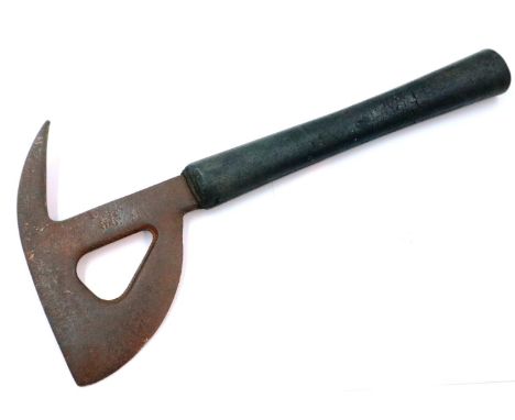A British WWII wacko glider escape axe dated 1944.  P&amp;P Group 2 (£18+VAT for the first lot and £3+VAT for subsequent lots