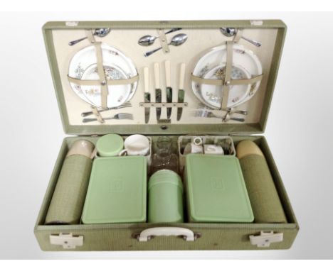 A Brexton picnic set in case 