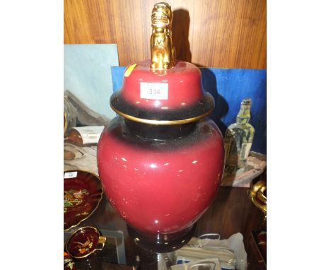 A LARGE CARLTONWARE ROUGE ROYALE TEMPLE JAR S/D