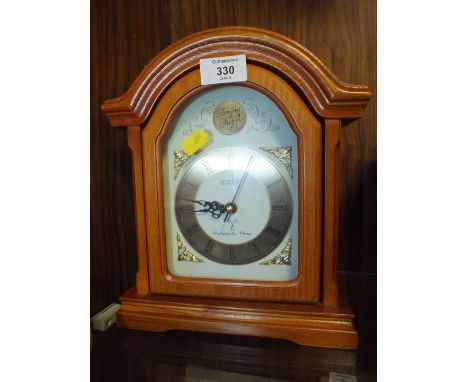 A MODERN TEMPUS FUGIT WESTMINSTER CHIME MANTLE CLOCK 