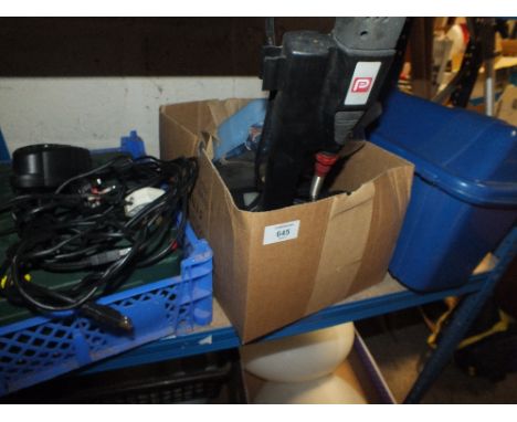 A QUANTITY OF TOOLS AND PARTS TO INC A CASED BOSCH DRILL