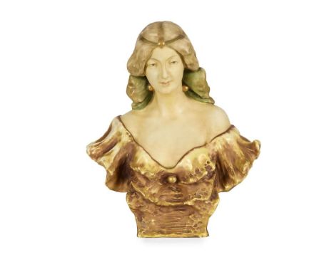 Amphora painted and glazed porcelain, with gilt embellishments, stamped Amphora with crown mark, 4710