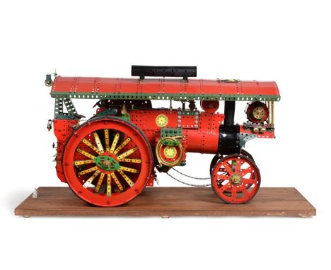 Meccano Shop Display Showman's Engine Winston Churchill constructed in red/green/ pieces, on wooden base 26'', 66cm (E-G, par