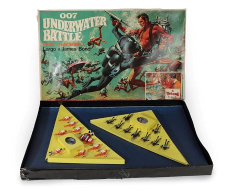 Triang Game TG4 007 Underwater Battle From Thunderball Largo v James Bond (G-E, appears complete, box G-F, lid a little missh