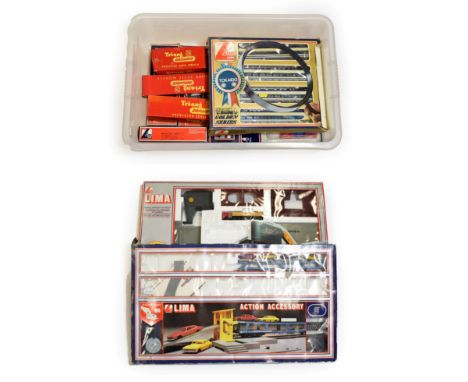 Lima OO Gauge Two Locomotives BR D6506 diesel and 0-6-0T BR68920 (both boxed) two incomplete accessories sets, a Japanese Bul