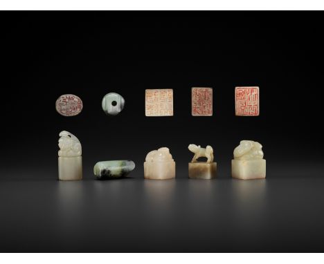 FIVE HARDSTONE SEALS WITH ANIMALS, MID-QING TO REPUBLICChina, late 18th to early 20th century. Two seals of circular form, on