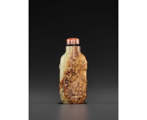 A YELLOW AND RUSSET JADE SNUFF BOTTLE, ‘MASTER OF THE ROCKS’ SCHOOL, QING DYNASTYChina, 18th-19th century. Skillfully carved 