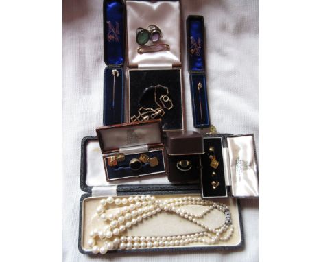 A collection of gentleman's jewelleryComprising: a pair of 9ct gold cufflinks, with oval terminals, with engraved initials in