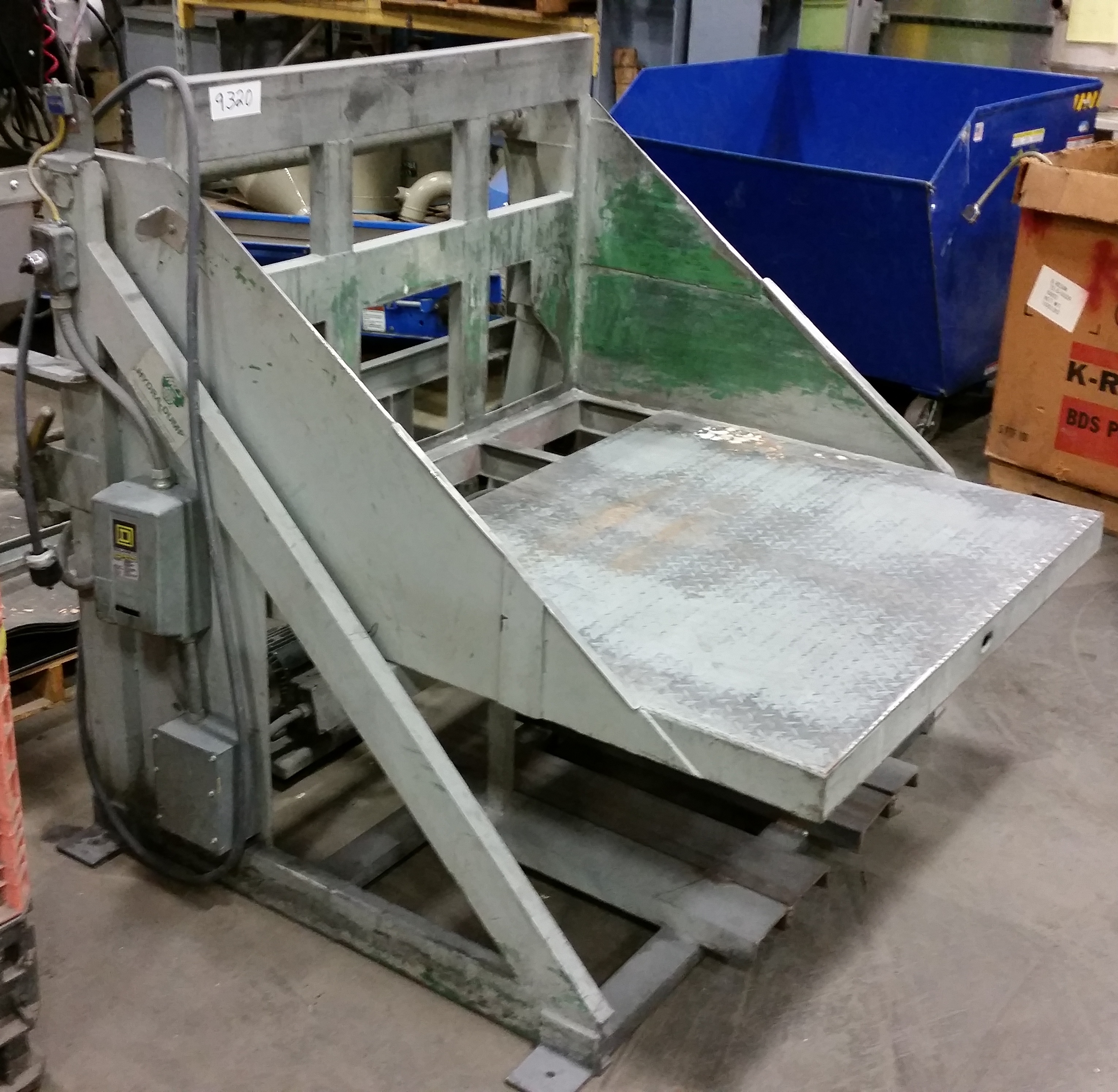 IMCS HydraDump Hydraulic Gaylord Tipper / Box Dumper Capacity 2500