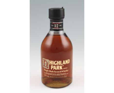 Highland Park 12 year old Single Malt Scotch Whisky. Old bottling 1970/80's. 40% 75cl.