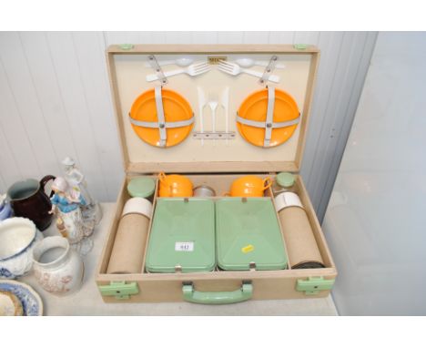 A Brexton picnic set