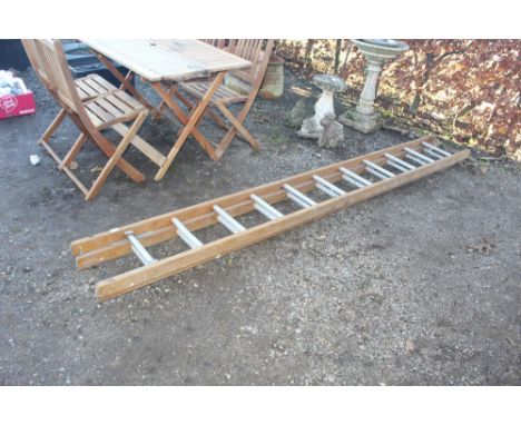 A Gravity / Randoll wooden extending ladder
