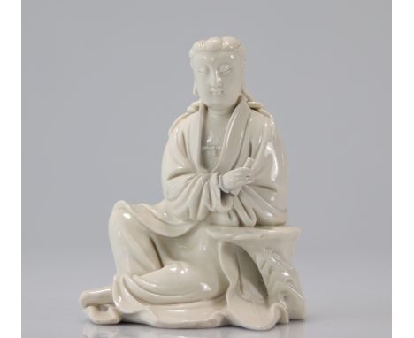 Statue of Guanyin - Blanc de chine 17th rare male face - Weight:  931 g - Region: China - Period: 17eme - Sizes: H 170mm L 13