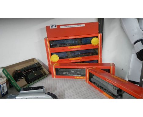 6 Hornby 00 gauge class 4 steam locomotives - R077 LNER Mallard, R 309 BR Mallard, 2 x R312 LNER Silver Link, R528 LNER Sir W