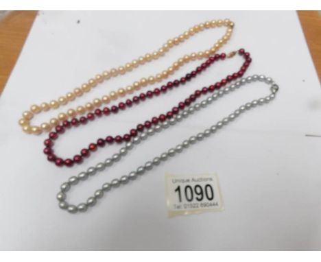 3 Honora pearl necklaces in silver, gold and red.