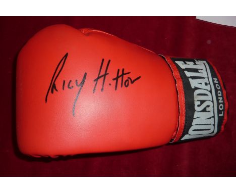 Signed Ricky Hatton Lonsdale boxing glove 