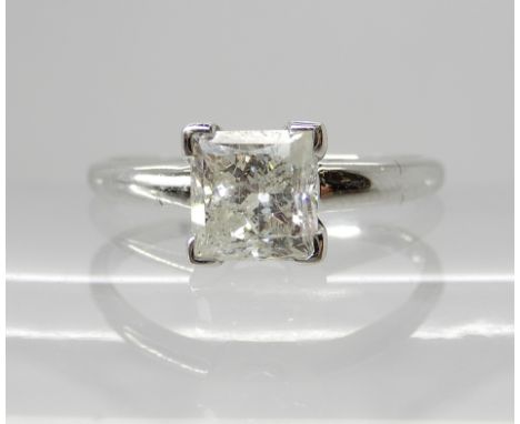 A 14CT GOLD PRINCESS CUT DIAMOND RING of estimated approx 0.97cts, finger size M, weight 1.9gms Condition Report: Mount all g