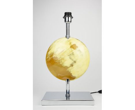 Arca, discus column lamp, lacquered finish, black lacquer base, chromed metal, continental fittings, the lamp base and fittin