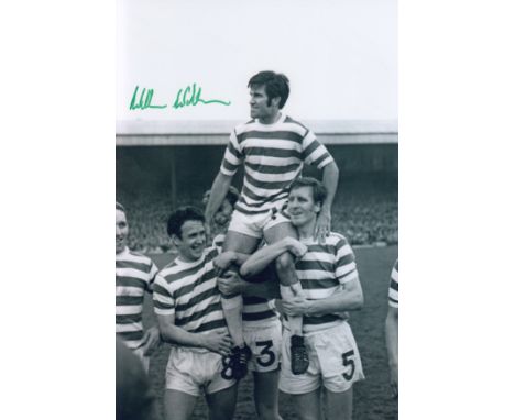 Willie Wallace 1971, Football Autographed 12 X 8 Photo, A Superb Image Depicting Bertie Auld Being Chaired By Team Mates Wall