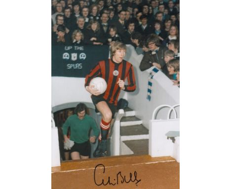 Colin Bell 1970, Football Autographed 12 X 8 Photo, A Superb Image Depicting The Manchester City Captain Leading His Side Out