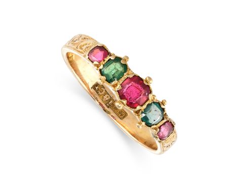 NO RESERVE -&nbsp;AN ANTIQUE RUBY AND EMERALD RING in 18ct yellow gold, set with a trio of graduated cushion cut rubies accen