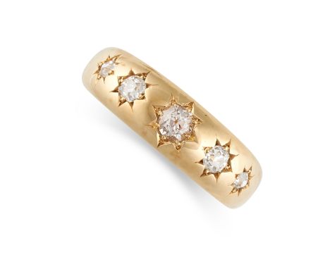 NO RESERVE -&nbsp;AN ANTIQUE DIAMOND GYPSY RING in 18ct yellow gold, the tapering band set with a row of five graduated old c