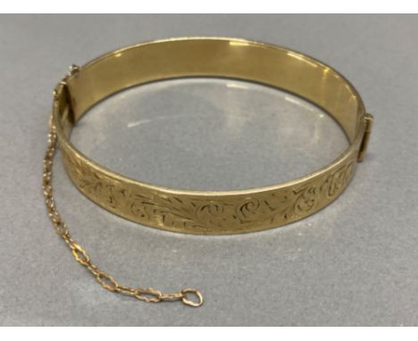 9ct gold metal core bangle