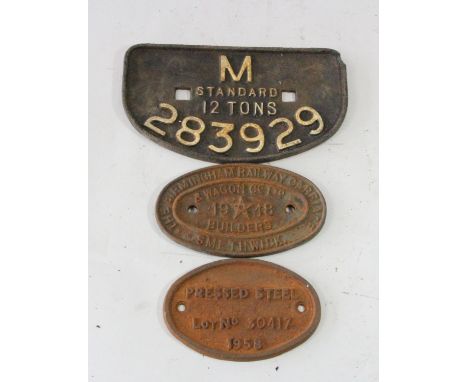 A 'D' wagon plate, M 12 tons 283929 and 2 small oval wagon plates, Birmingham R.C.&amp;W Co.LTD, Smethwich 1948 and Pressed S