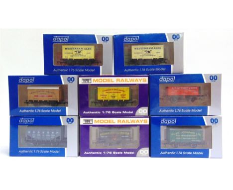[OO GAUGE]. EIGHT BURNHAM &amp; DISTRICT MODEL RAILWAY CLUB LIMITED EDITION WAGONS BY DAPOL  comprising a bulk grain hopper '