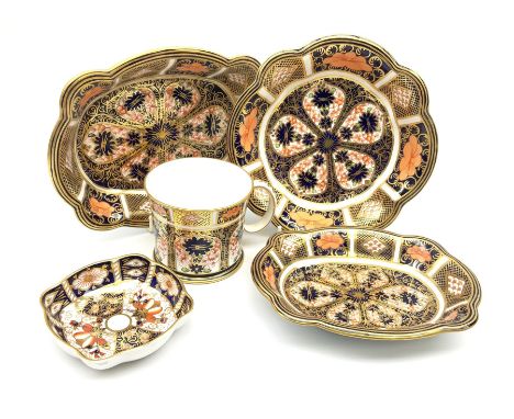 A group of Royal Crown Derby, comprising pair of graduated lobed oval dishes, largest L18.5cm, further lobed dish, D16cm, and