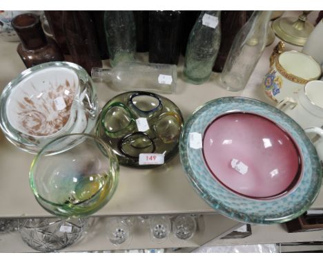 A variety of art glass including Caithness.