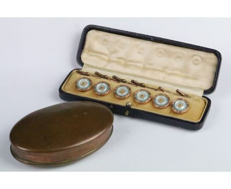 Set of early 20th Century mother of pearl set dress buttons in original fitted case, together with a 19th Century copper mine