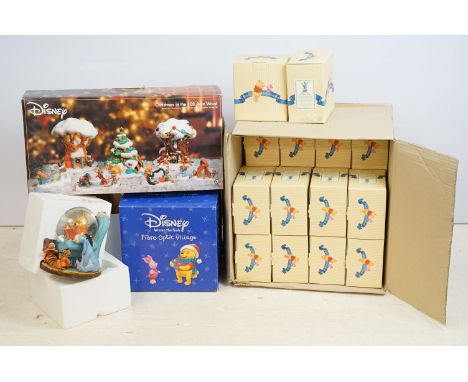 Winnie the Pooh 'Christmas in the 100 acre wood' 8pc porcelain and resin lighted village set, 22 x boxed 'Tiggers have the bi