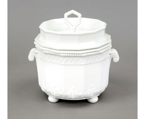 Kaviarschale, Nymphenburg, 20. Jh., Modell Pearl, Entwurf Dominikus Auliczek von 1792/95, polygonale Form, Perlreliefrand, We