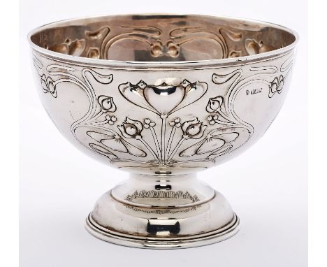 Fußschale, Jugendstil, Sheffield 1902.Sterlingsilber. Beschau Sheffield, Jahresbuch- stabe "k" (f. 1902), Meistermarke f. Haw